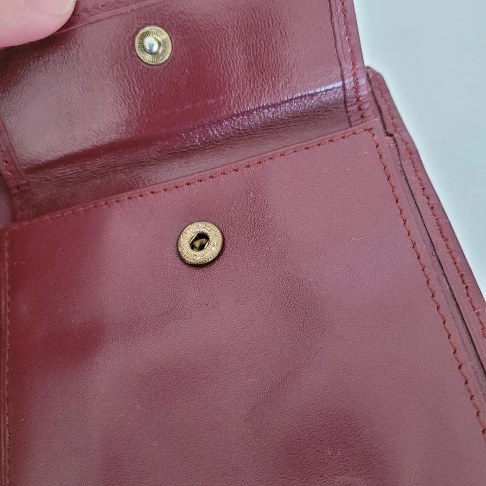 Cartier Must de Cartier Bifold Wallet Burgundy Leather Gold Corners Italy